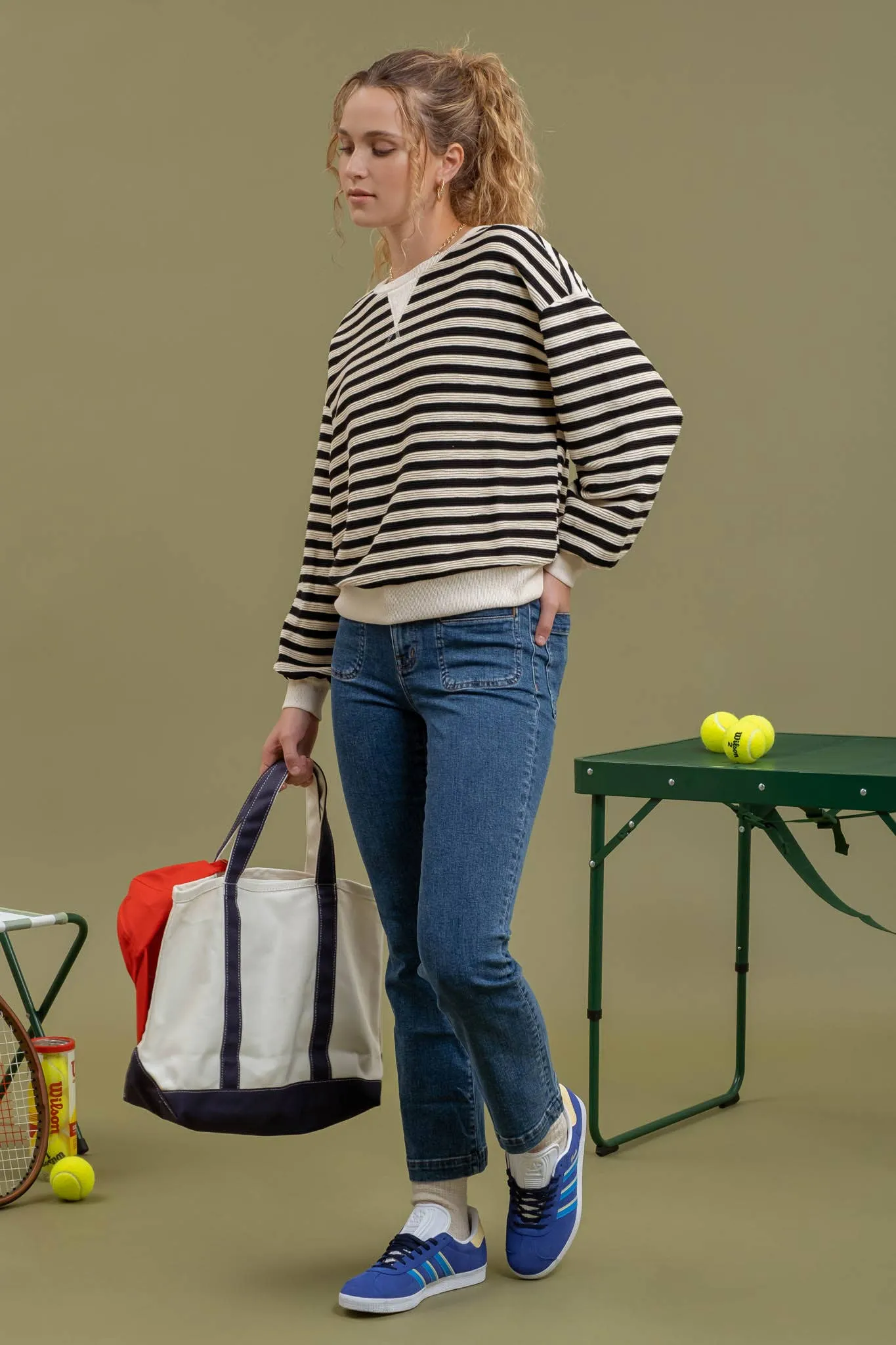 CONTRAST RIBBED RELAXED KNIT TOP