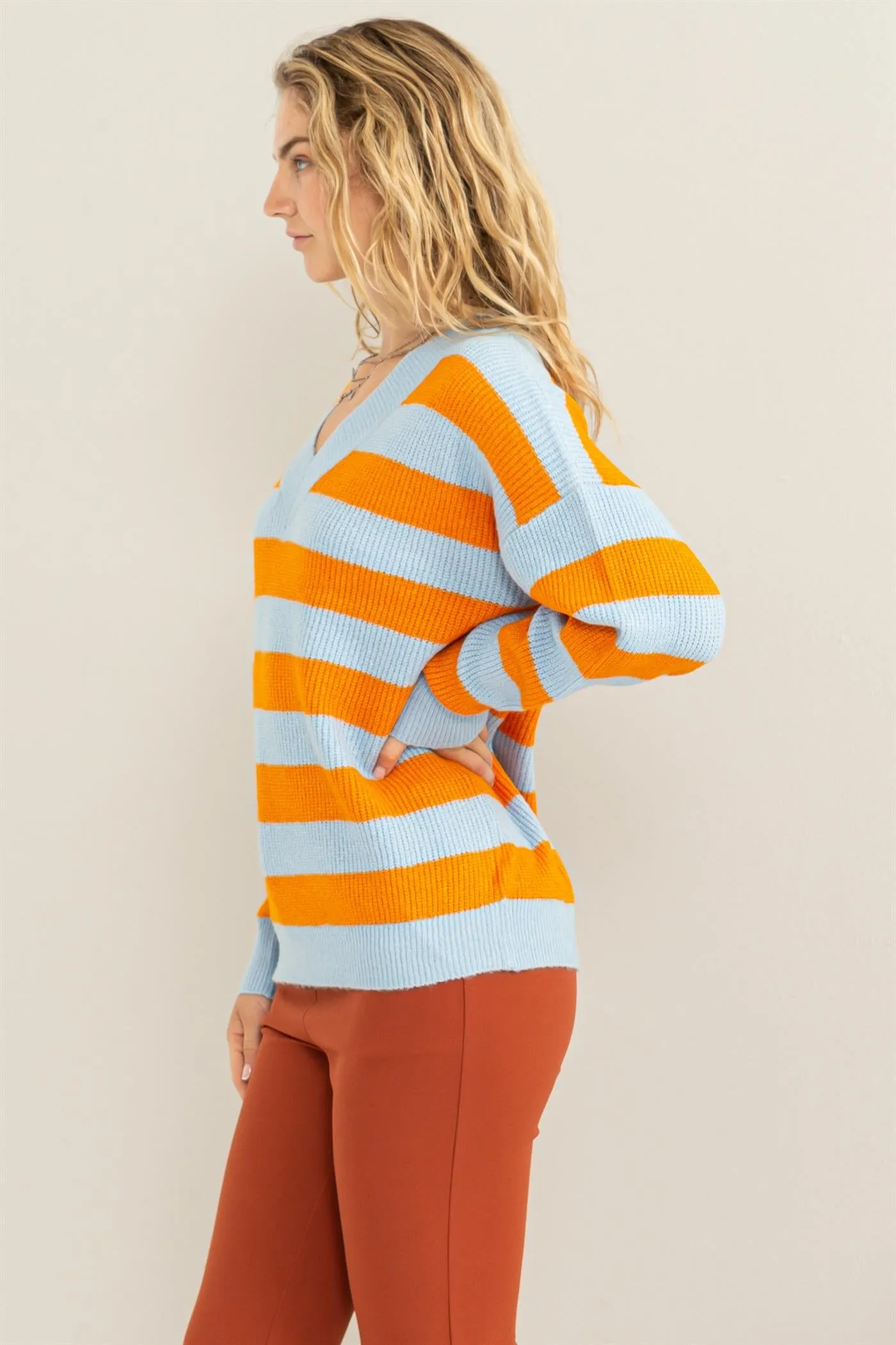 DZ23F077-Oversized Striped V-neck Sweater