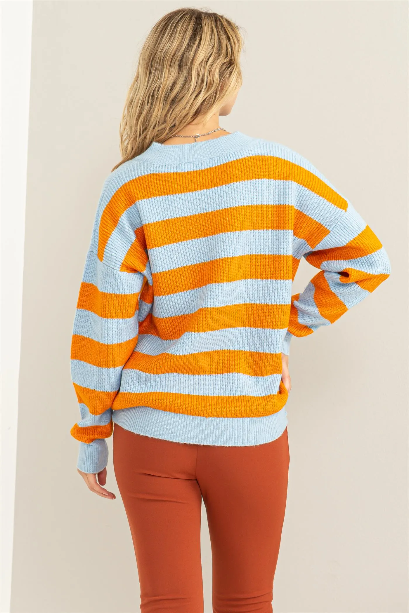 DZ23F077-Oversized Striped V-neck Sweater