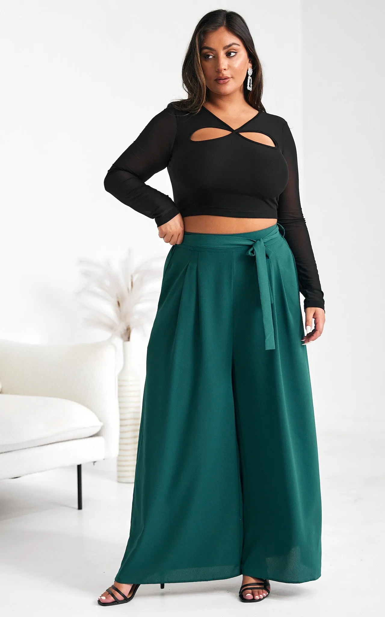 Limbo Crop Top - Black