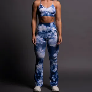 Our Stamp "Everson Seamless" Gracie Flare Scrunch Leggings in Blue Sky