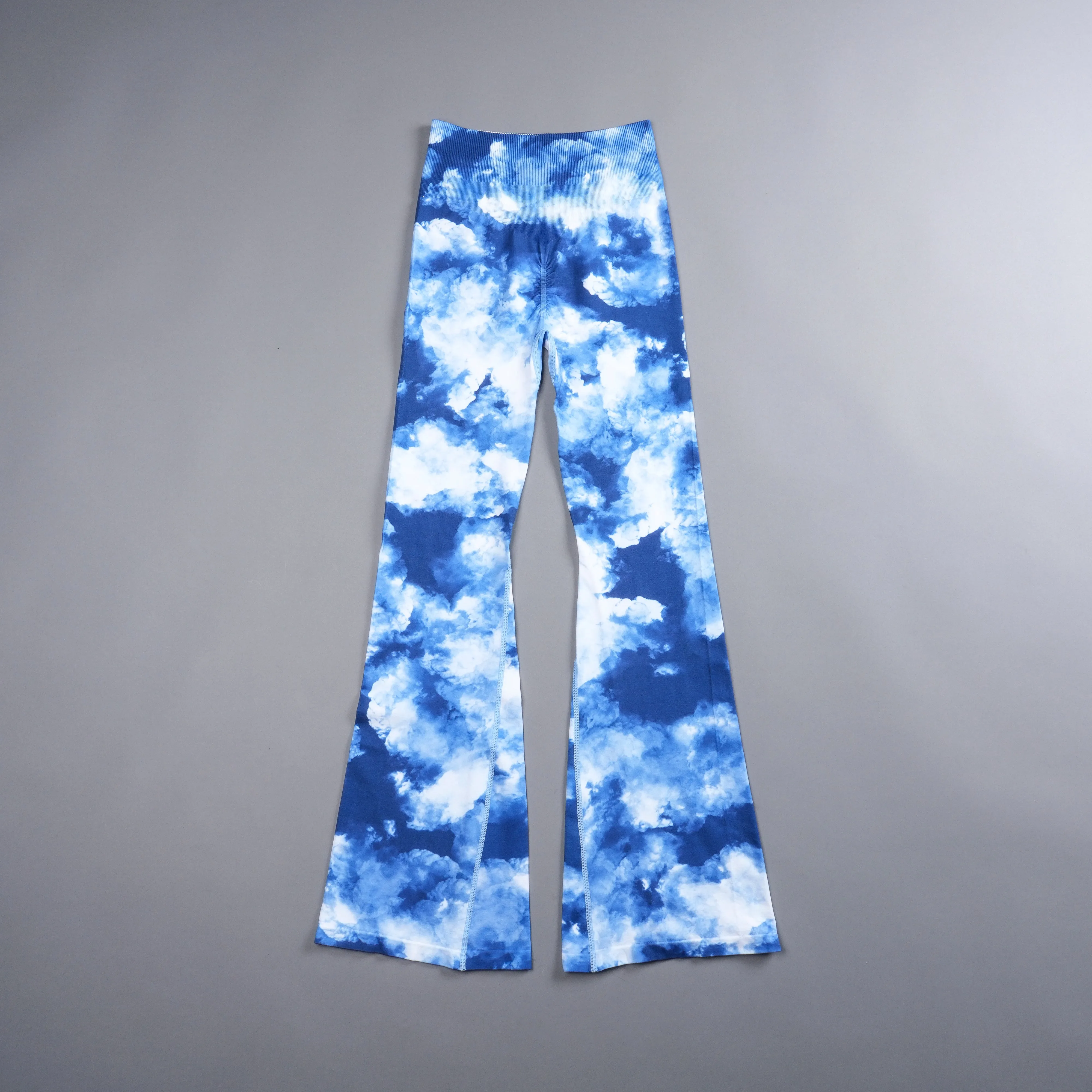 Our Stamp "Everson Seamless" Gracie Flare Scrunch Leggings in Blue Sky