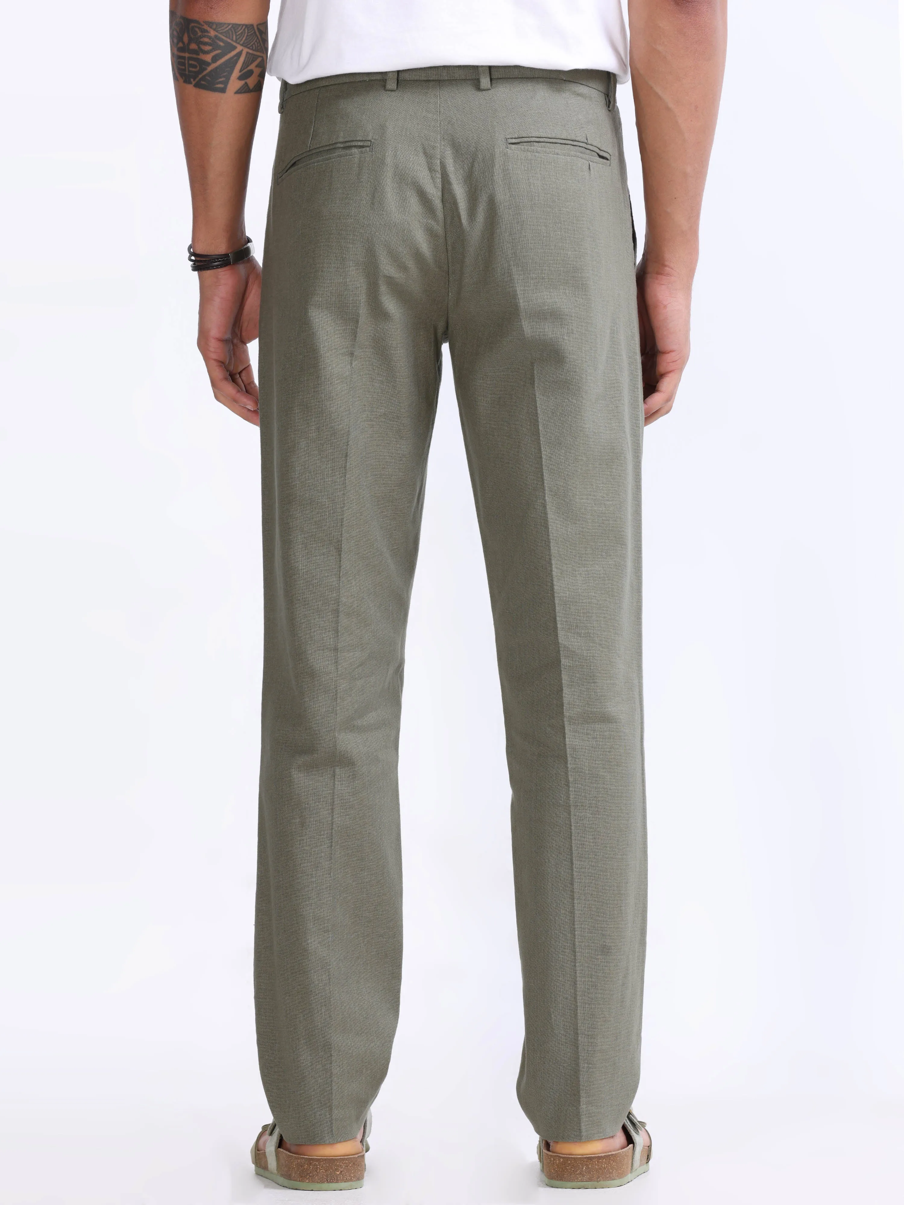 RAW SLUB PLEATED TROUSER IN PINE OLIVE