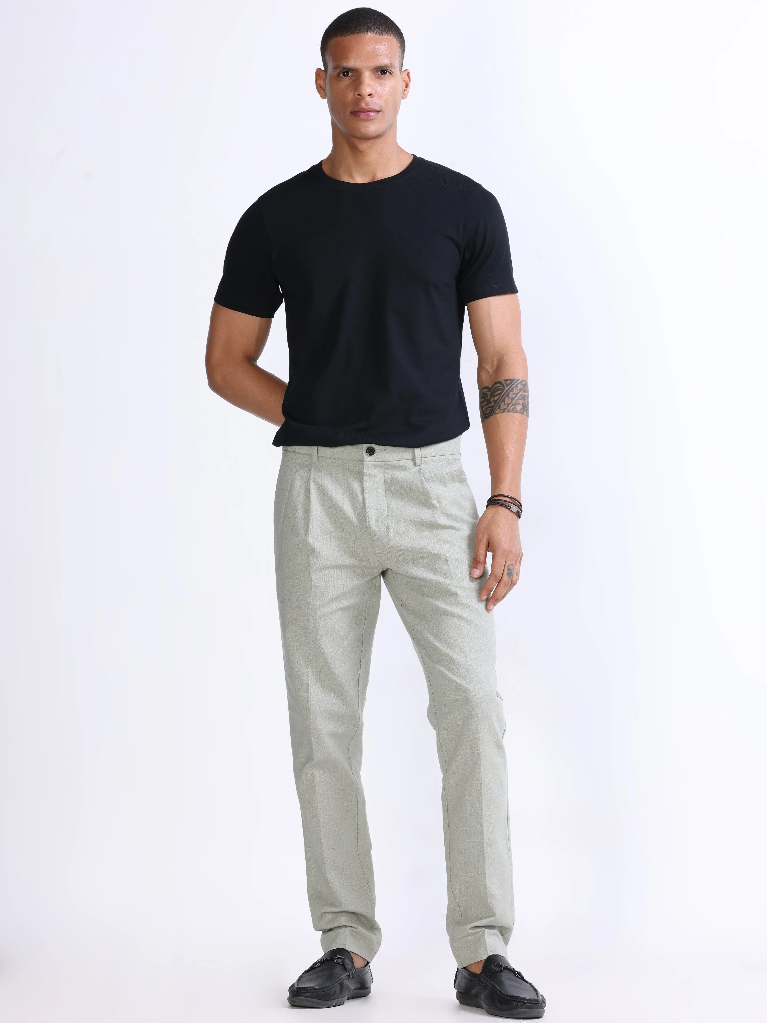 RAW SLUB PLEATED TROUSER IN PISTACHIO