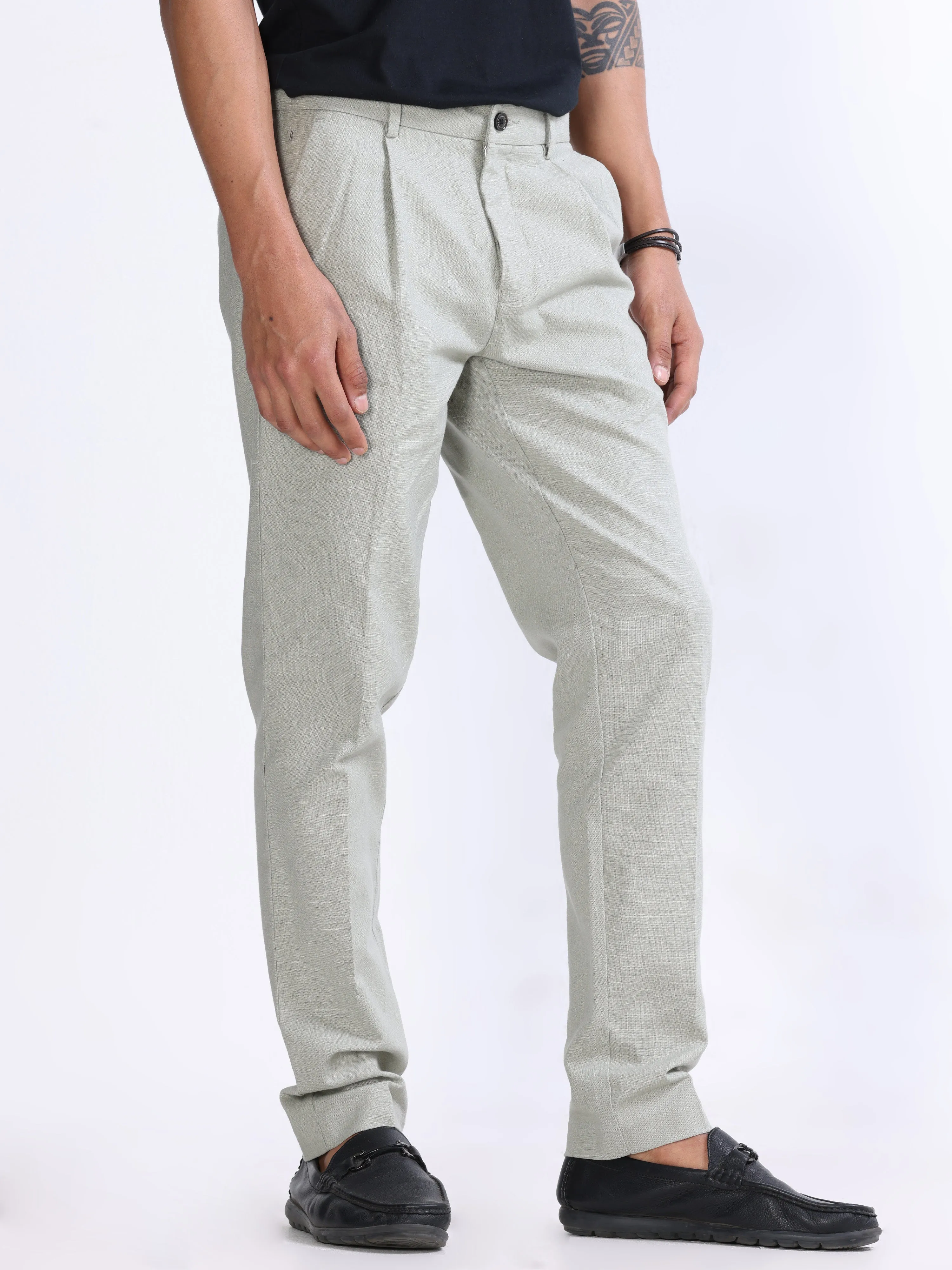 RAW SLUB PLEATED TROUSER IN PISTACHIO
