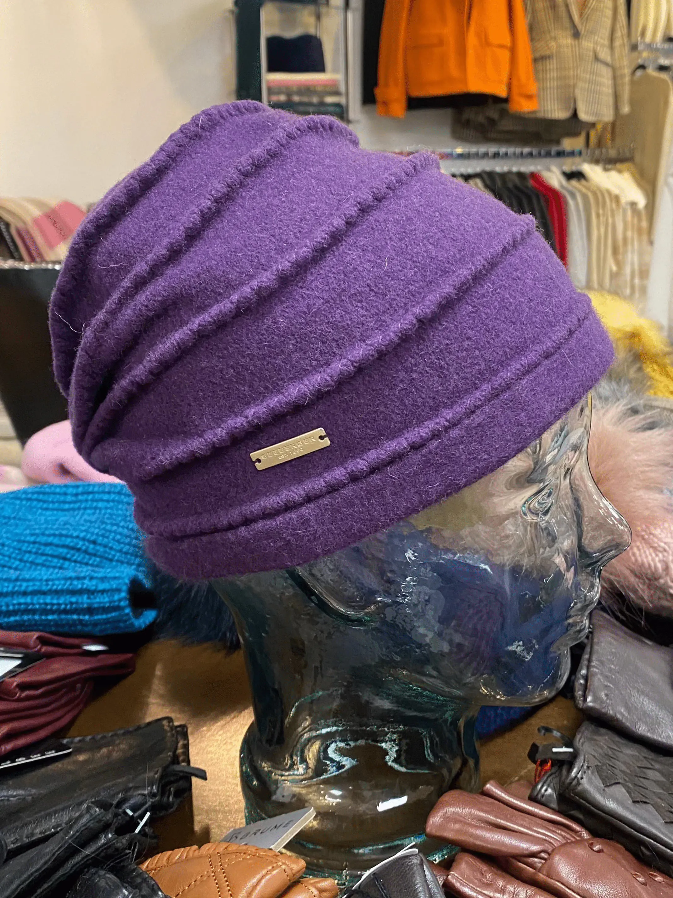 Seeberger 100% Virgin Wool Toque