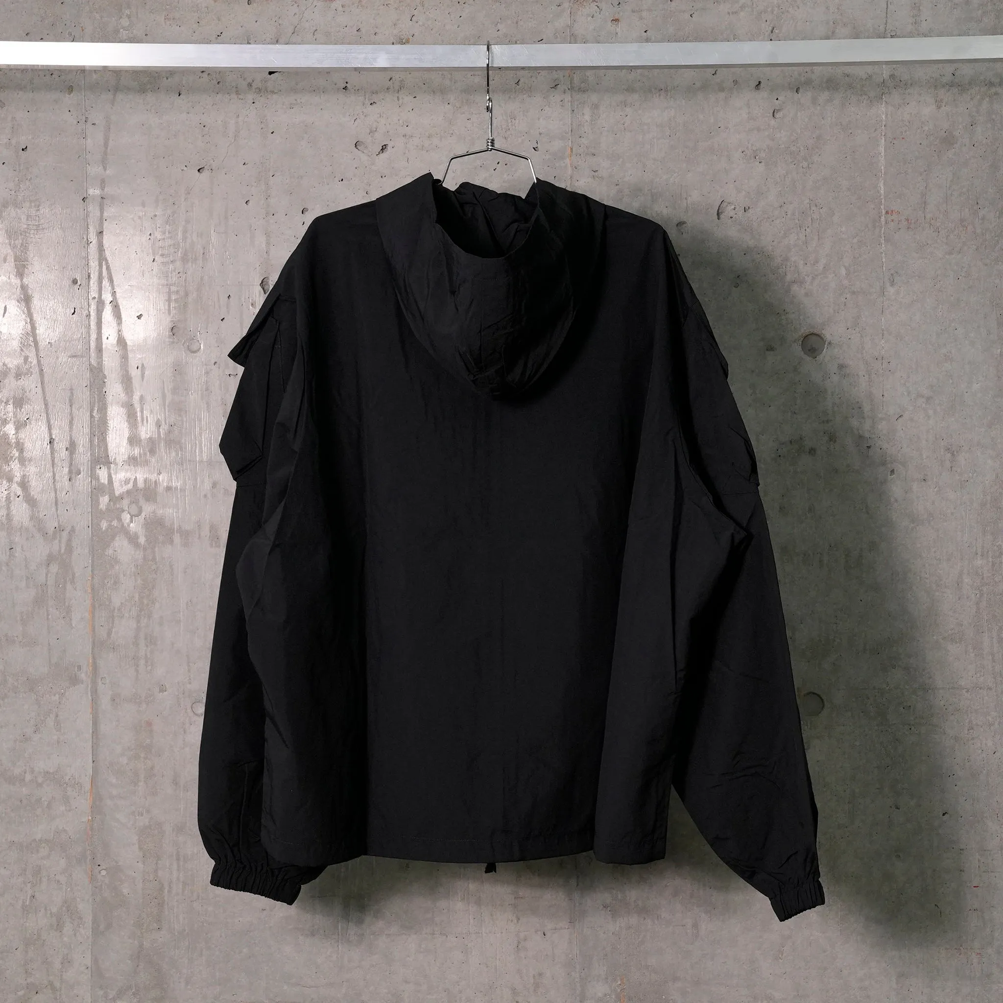 TACTICAL WINDBREAKER / BLK0001:BLACK